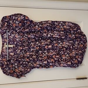 Old Navy Maternity Shirt